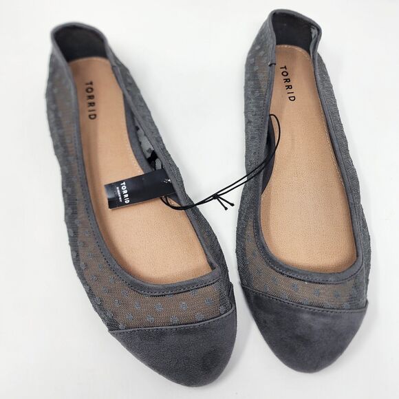 Torrid Ballet Flat Women 11 Grey Mesh Pin Dot Faux Suede Toe and Heel NWT - Picture 2 of 7